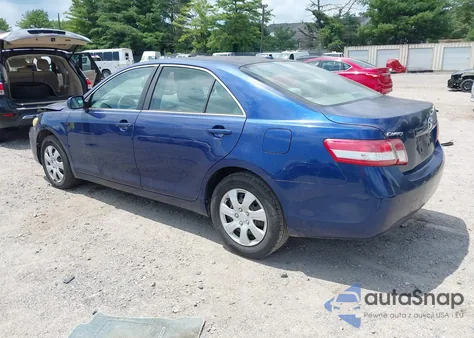 2010 Toyota Camry Le z USA, uszkodzony, nr VIN 4T1BF3EK3AU535929